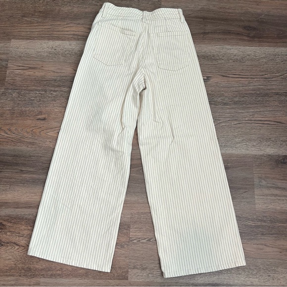 Universal Thread High-Rise Sailor Wide Leg Ankle Jeans - Cream Striped 6 - Picture 4 of 10
